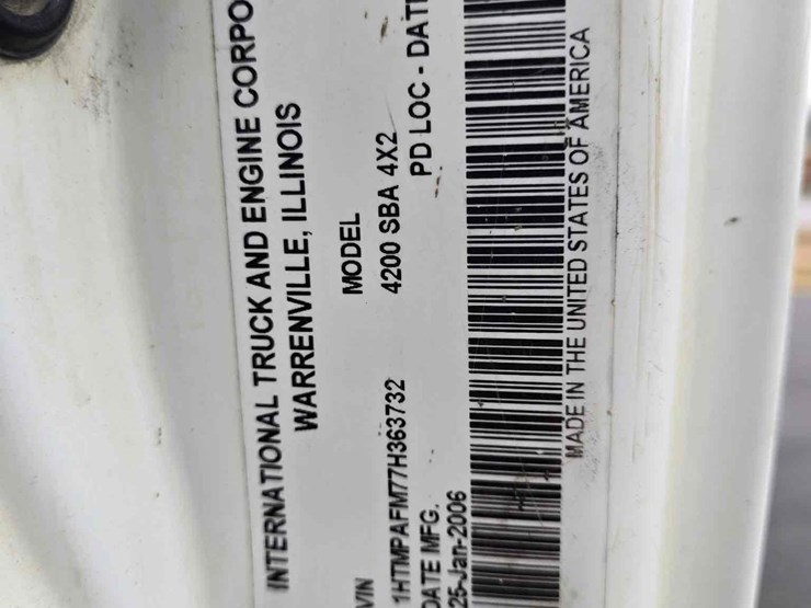 2007-international-4200-image-21