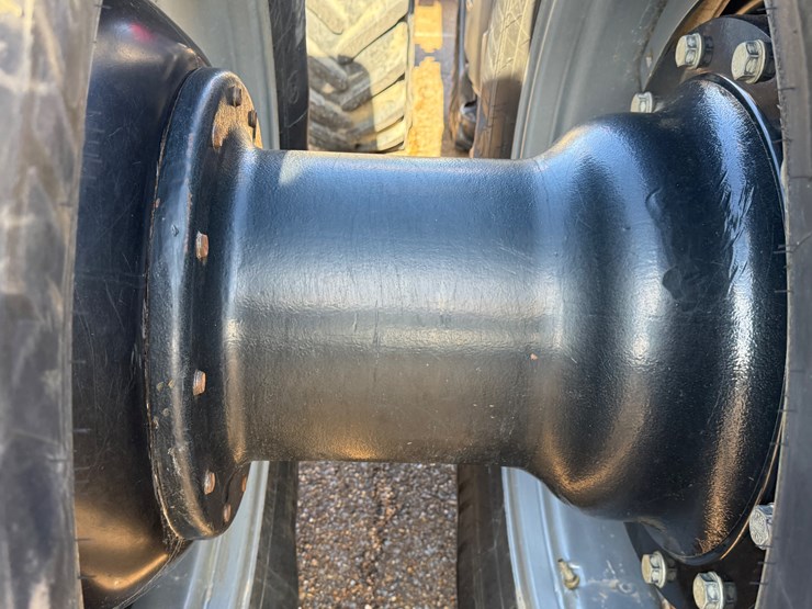 2020-case-ih-magnum-280-image-33