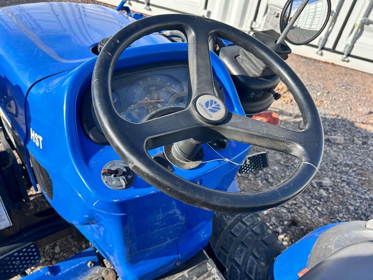 new-holland-tc24da-image-22