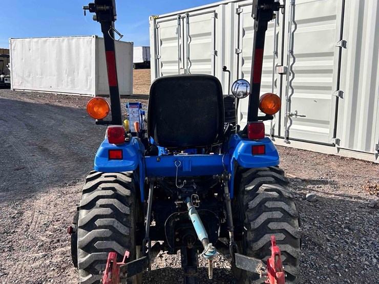 new-holland-tc24da-image-4