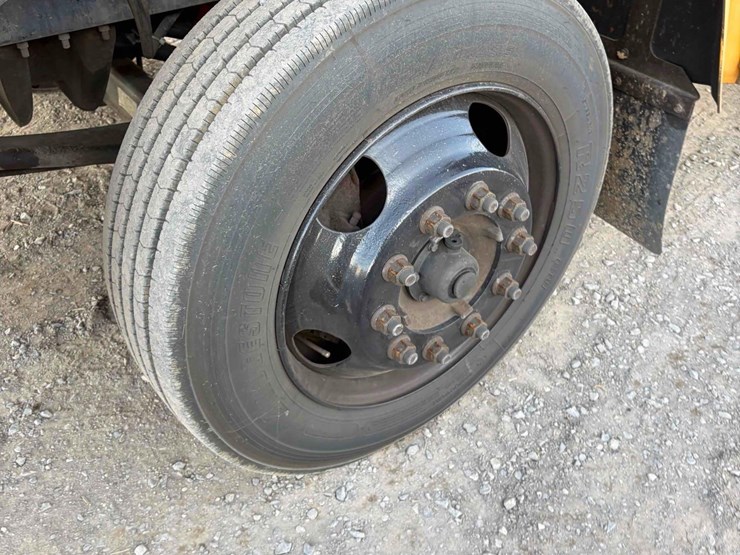 2011-blue-bird-school-bus-image-10