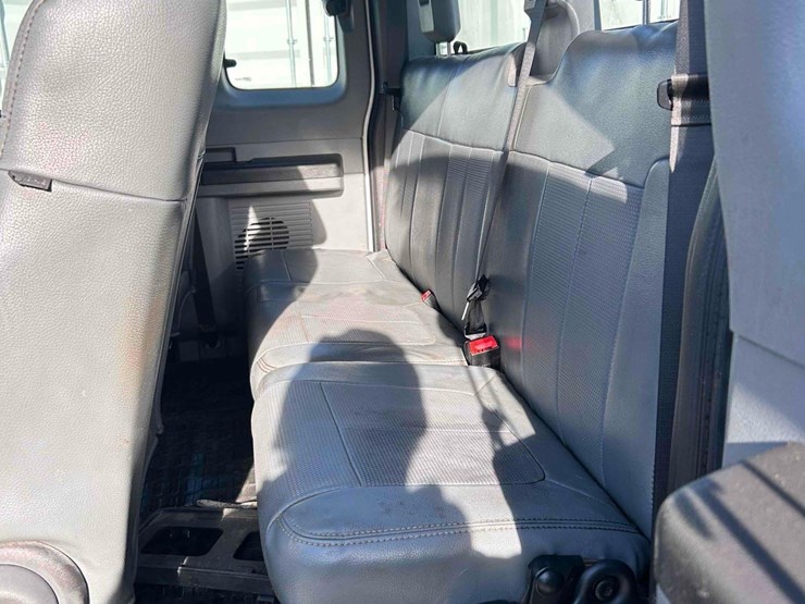 2011-ford-f350-image-17