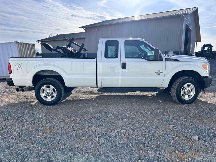 2011-ford-f350-image-6