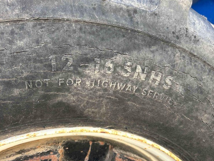 new-holland-tc24da-image-13