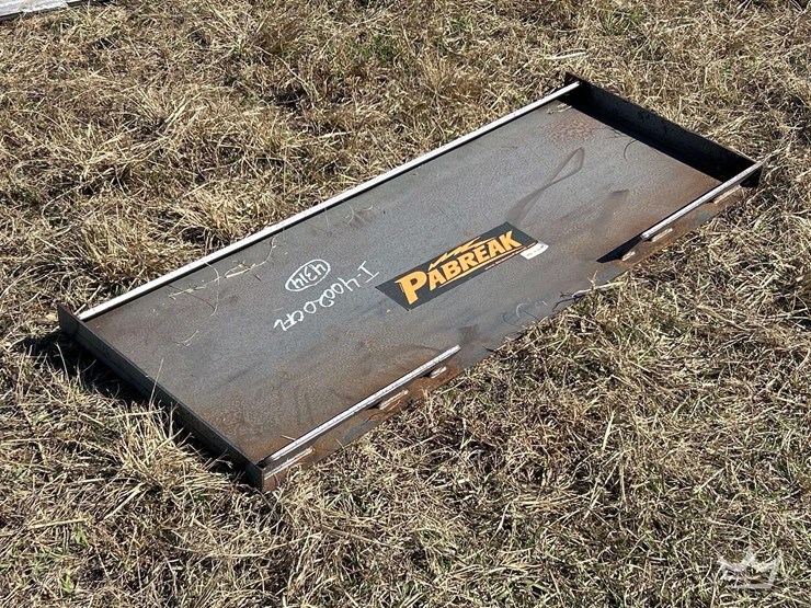 2025-pabreak-quick-attach-mount-plate-skid-steer-attachment-image-1