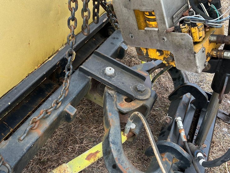 meyer-8.5'-snow-plow-w/-bracket-image-8