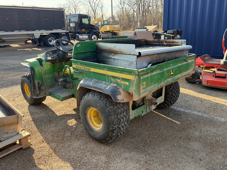john-deere-gator-image-14