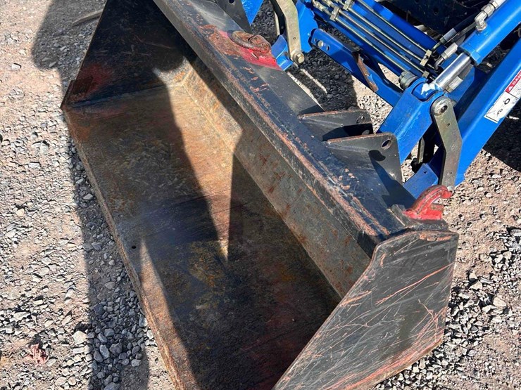 new-holland-tc24da-image-10