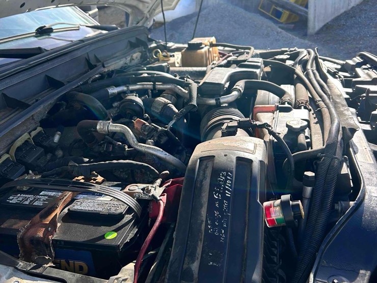 2011-ford-f350-image-15