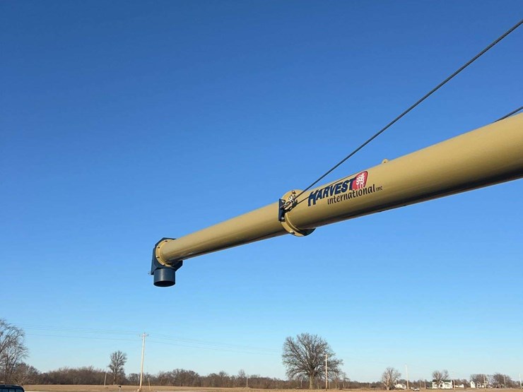 harvest-international-swing-away-auger,-540pto,-10"x72'-image-9