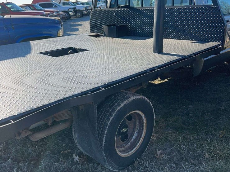 2000-chevrolet-3500-image-10