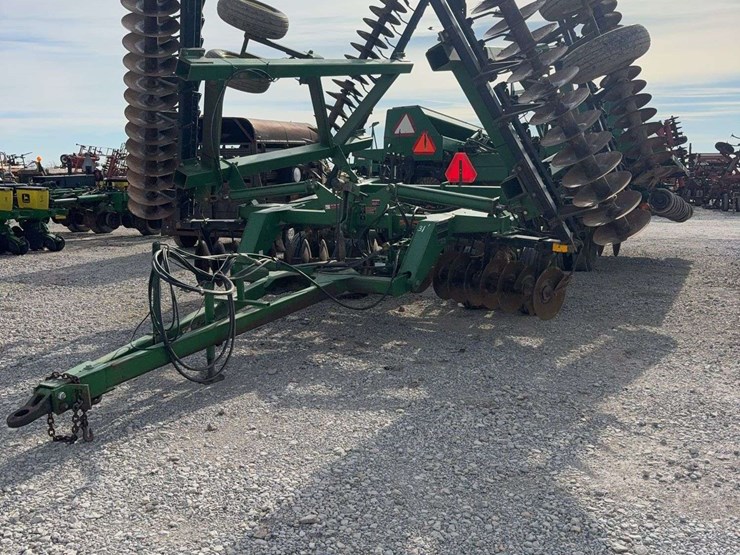 john-deere-630-image-2