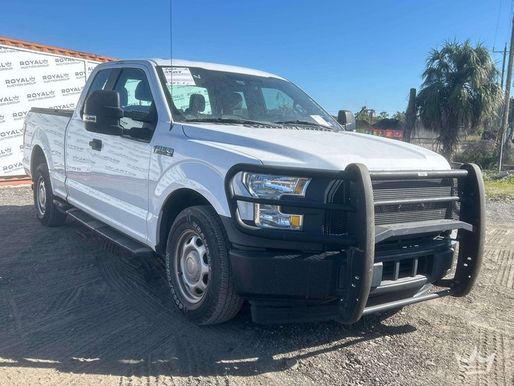 2017-ford-f150-image-2