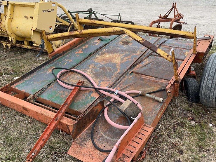 farmhand-small-square-bale-accumulator-image-3