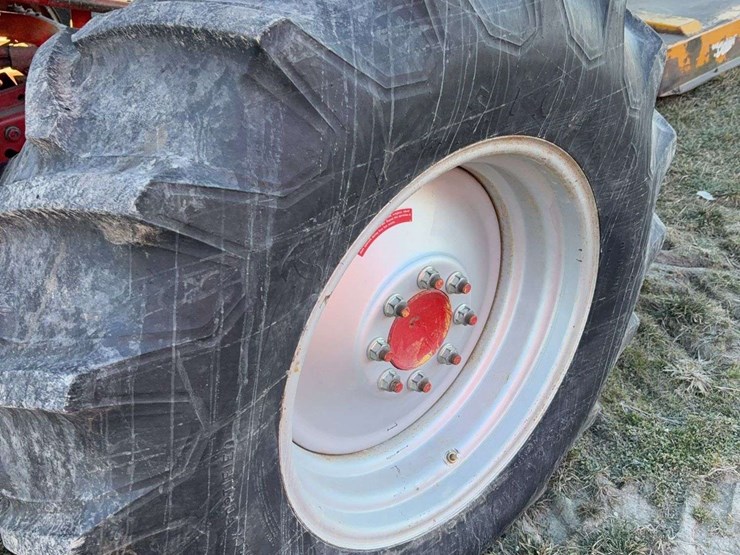 international-1660-combine-image-35