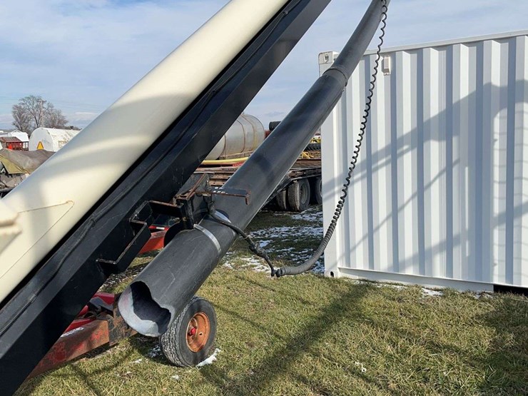 friesen-seed-titan-2se-seed-tender,-holds-2-pro-boxes,-honda-engine,-electric-start,-s/n:-41843-image-8