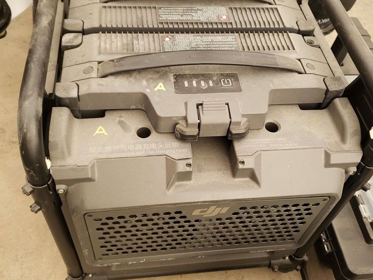 2024-djit-40-spray-drone,-3-batteries,-1-charger,-battery-cooling-unit,-with-remote-controller,-field-ready,-7,000-acres,-questions-call--618-292-8032-image-9