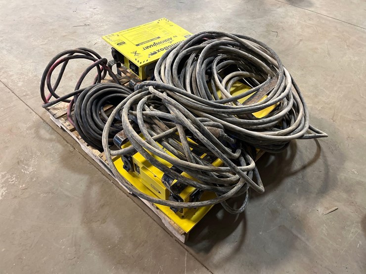 rhino-boxes-with-cables-image-2