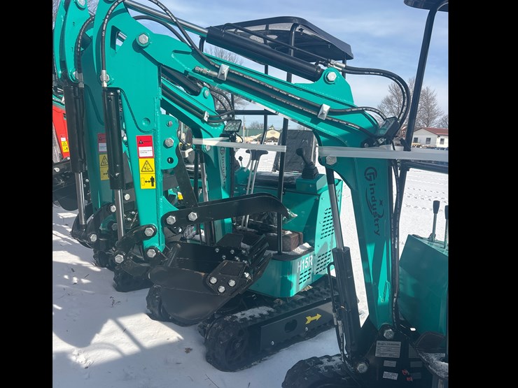 2026-cfg-industry-mh12rx-image-5