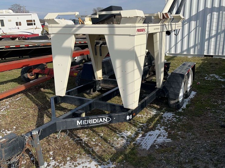 friesen-seed-titan-2se-seed-tender,-holds-2-pro-boxes,-honda-engine,-electric-start,-s/n:-41843-image-3