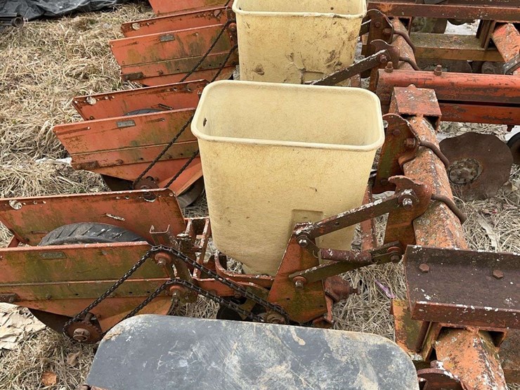 agco-allis-630-image-6