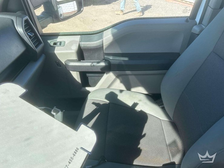 2017-ford-f150-image-10