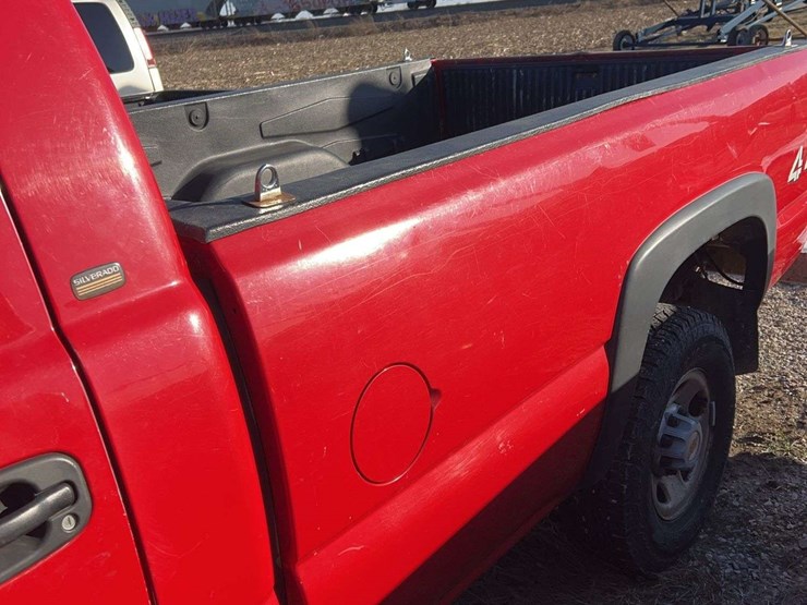 2001-chevrolet-2500hd-image-5