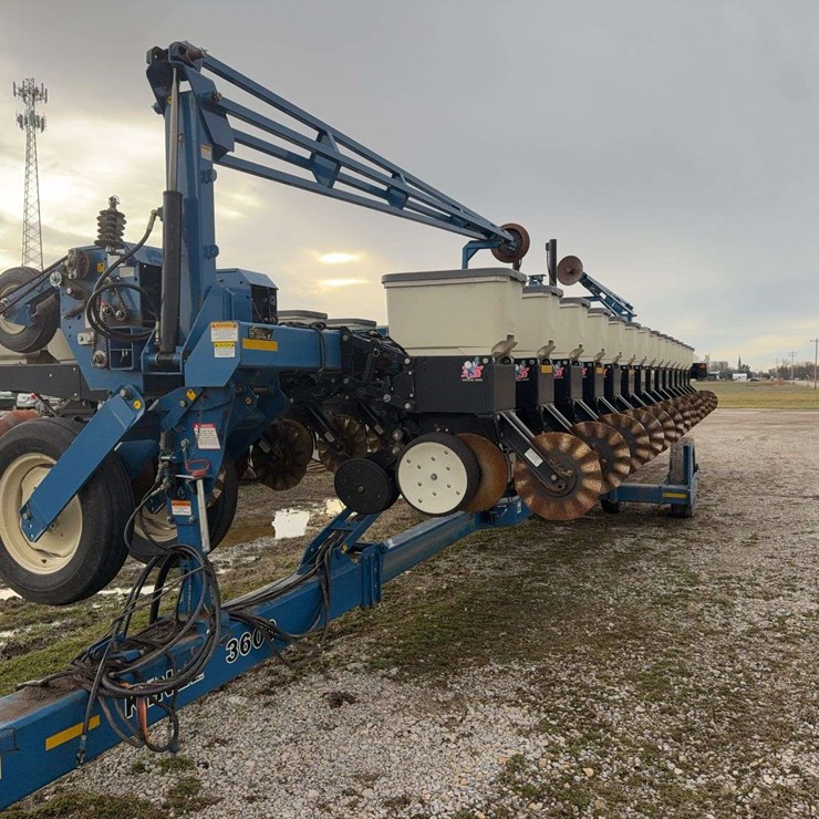 KINZE 3600