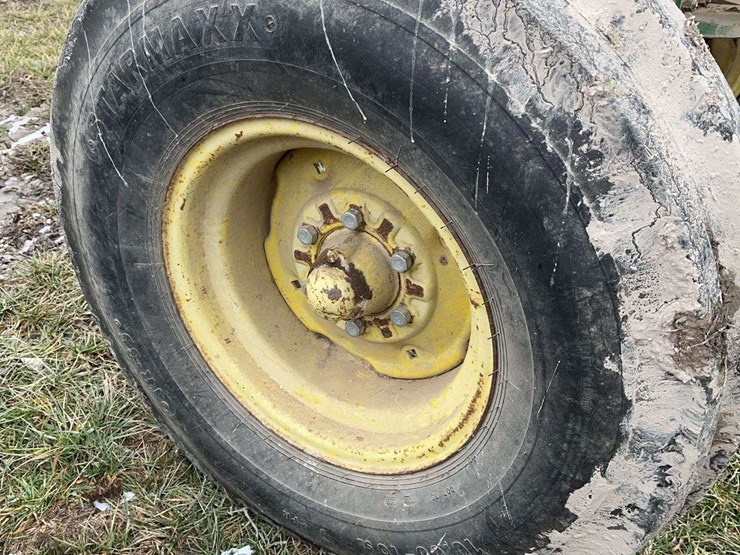 2024-john-deere-4430-image-17