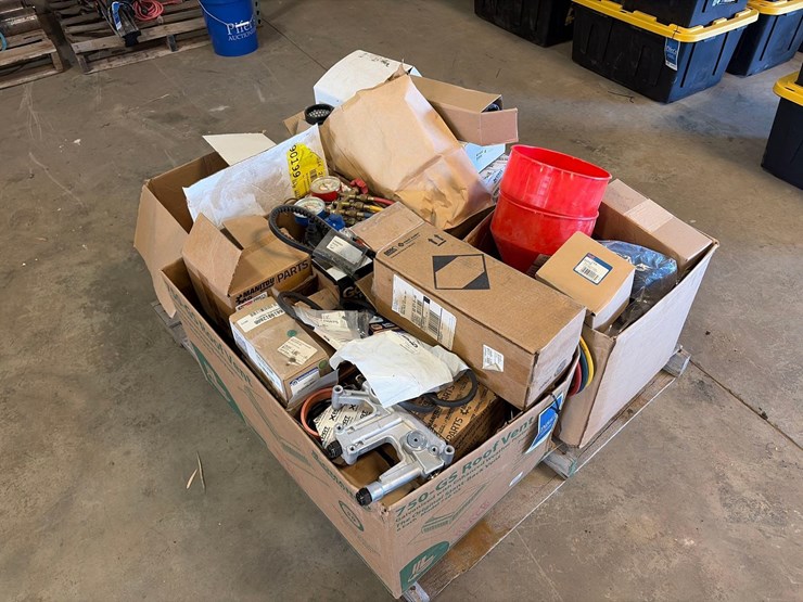 assortment-of-filters,-belts,-fire-extinguishers-&-a/c-gauges-image-4