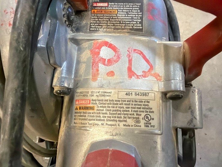 assortment-of-skilsaws-image-12