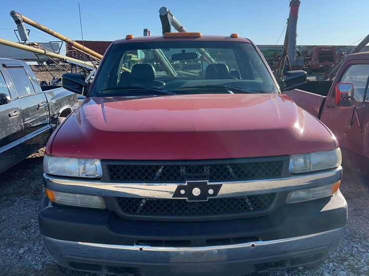 2001-chevrolet-2500hd-image-2