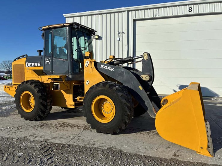 2011-deere-544k-image-1