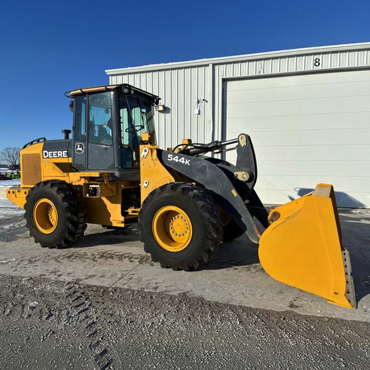 2011 DEERE 544K