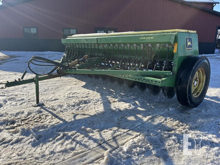 1989-john-deere-8300-image-1