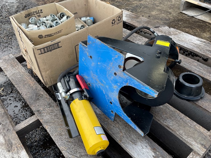 #1322-•-eaton-et1000-mechanical-crimper-image-4