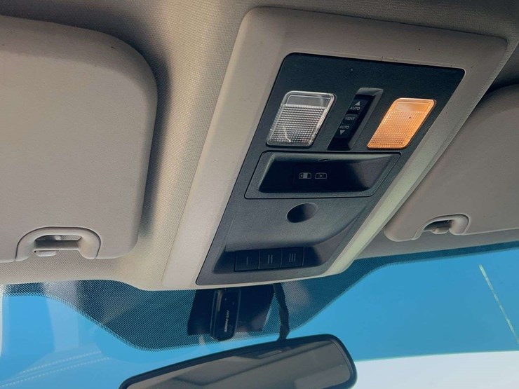 2010-dodge-ram-2500-image-22