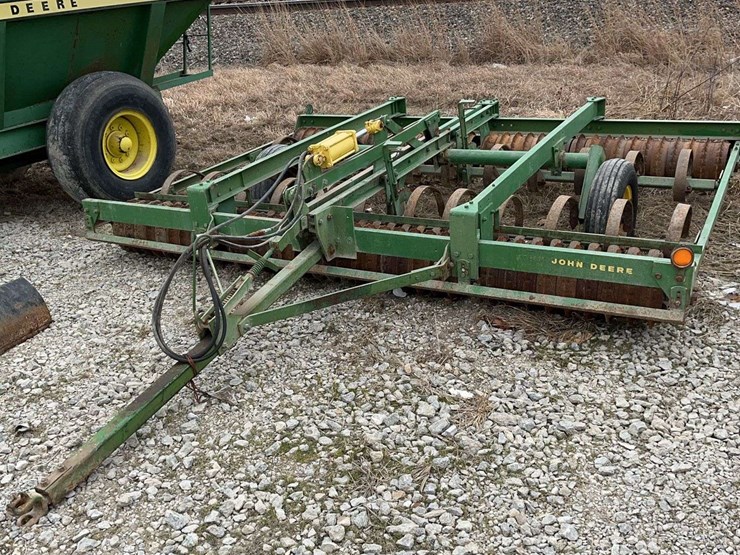 john-deere-f950-image-1