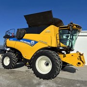 2018 NEW HOLLAND CR8.90