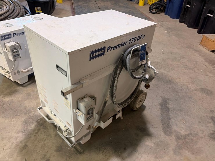 l.b.-white-premier-170-df-portable-heater-image-1
