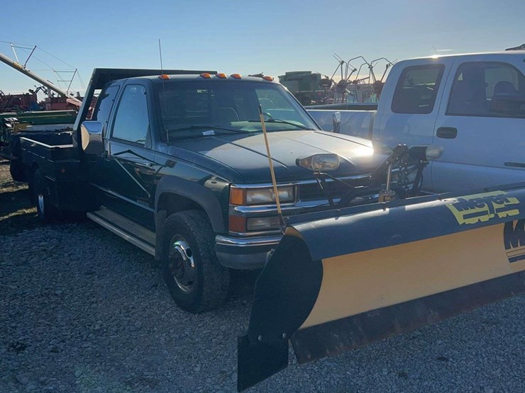 1998-chevrolet-k3500-image-1