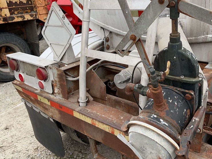 1980-fruehauf-tanker-image-7