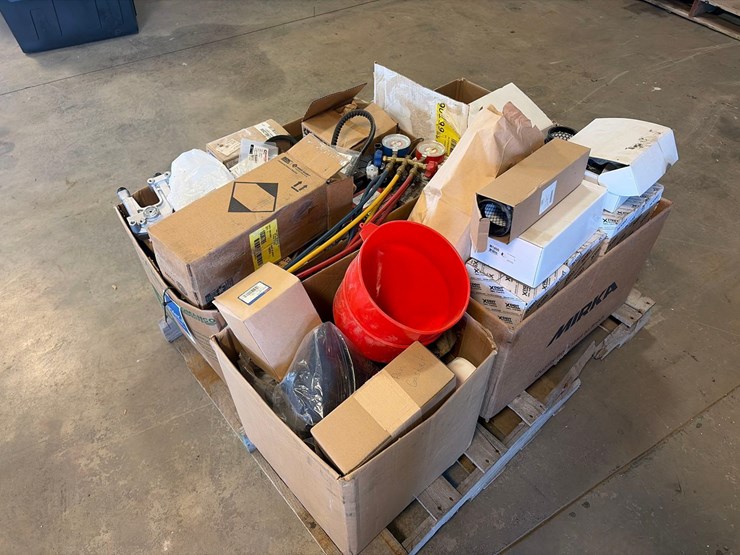 assortment-of-filters,-belts,-fire-extinguishers-&-a/c-gauges-image-3