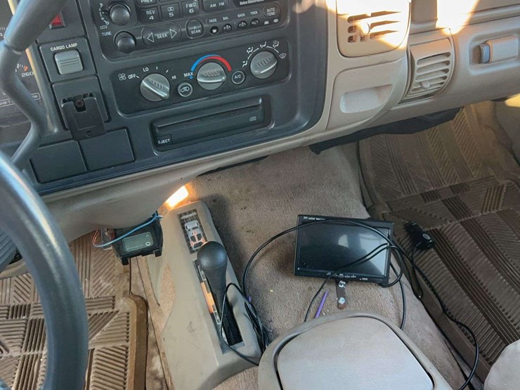 1998-chevrolet-k3500-image-17