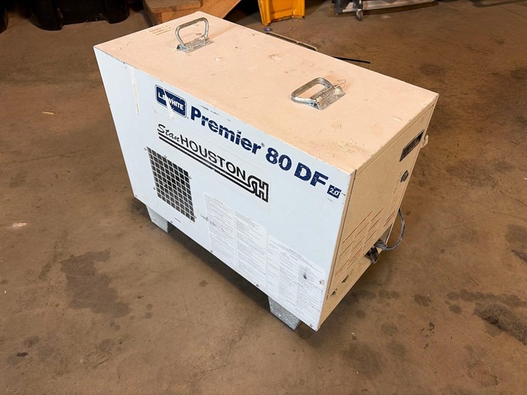 l.b.-white-premier-80-df-portable-heater-image-4