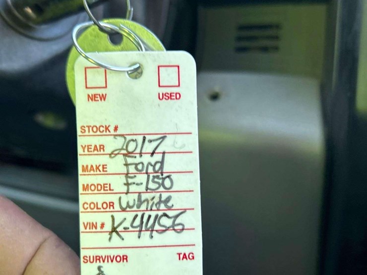 2017-ford-f150-image-33