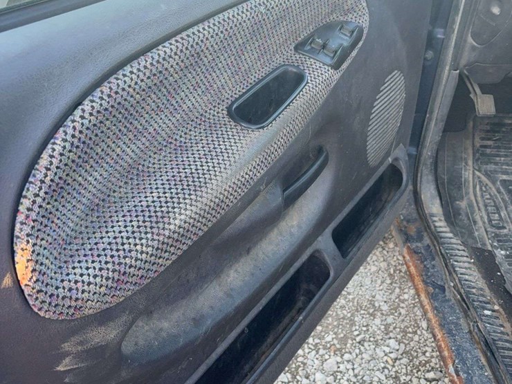 2000-dodge-ram-1500-image-17