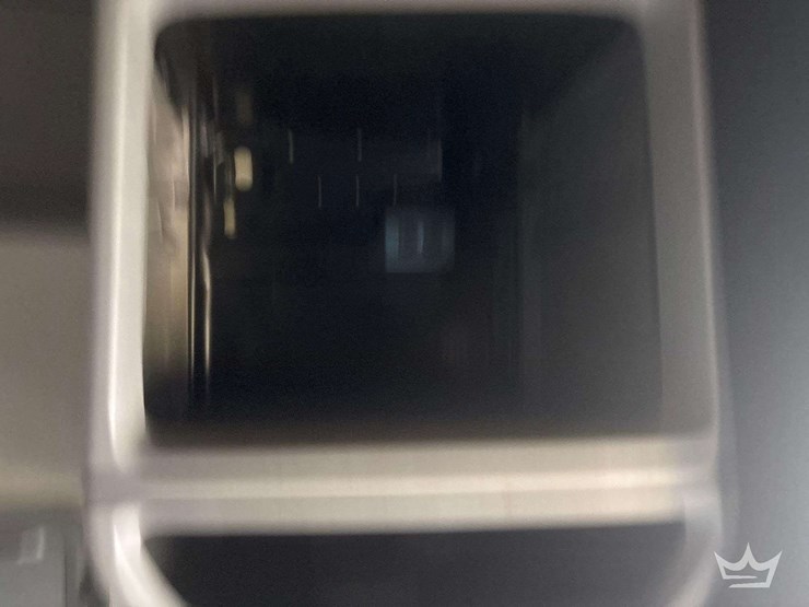 2018-volvo-vnl-760-t/a-sleeper-cab-truck-tractor-image-27