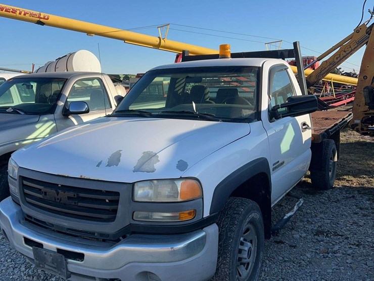 2007-gmc-3500-image-1