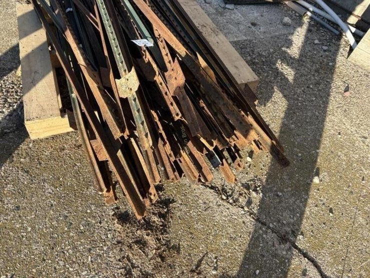 50-6'-t-posts-image-2